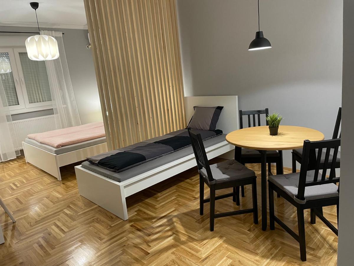Apartmani סומבור מראה חיצוני תמונה